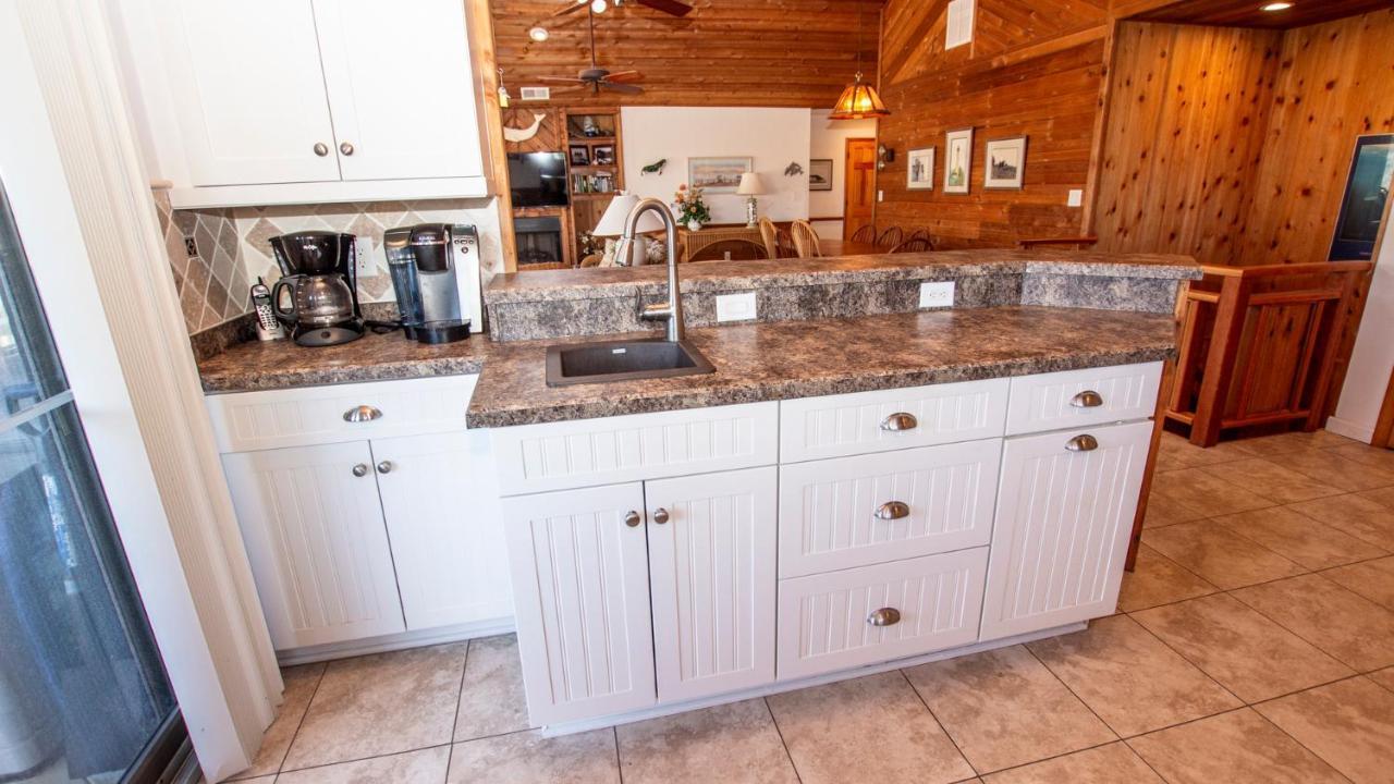 Wl933, Tale Of The Whale- Oceanfront, Private Beach Access, Gas Fireplace, Ocean Views Corolla Εξωτερικό φωτογραφία